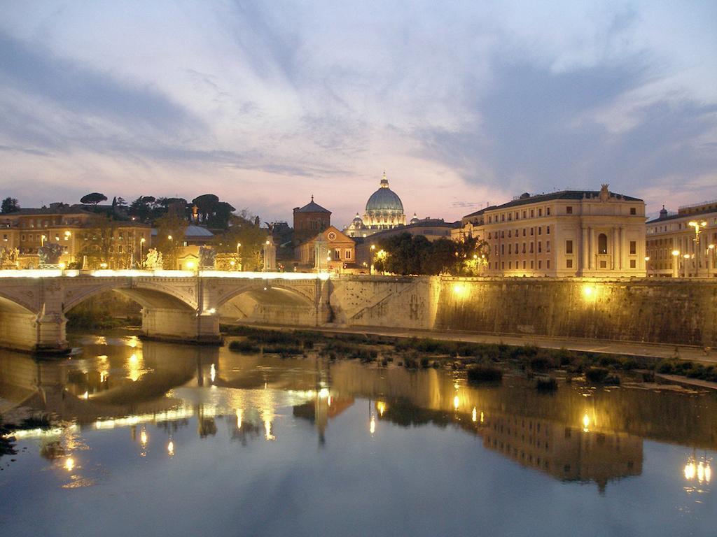 Alla Fontana Di Borgo Pio Rome