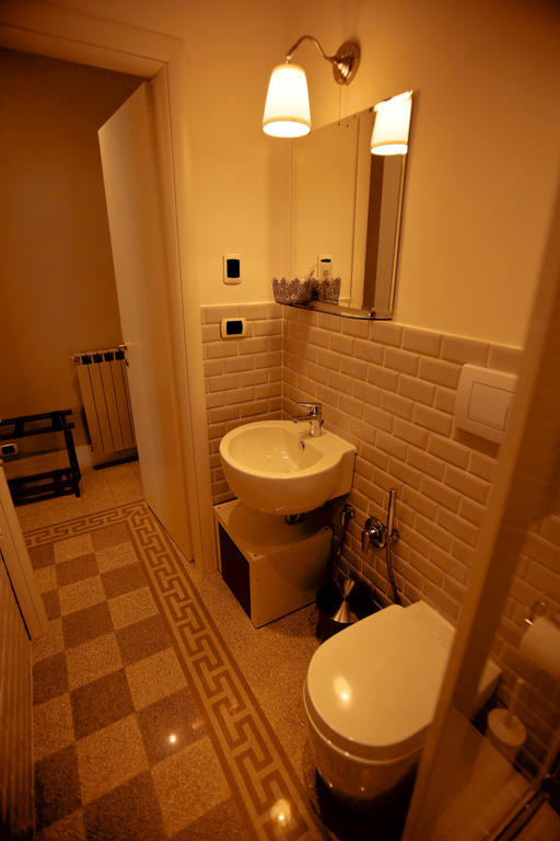 Bed & Breakfast Mazzini Rome