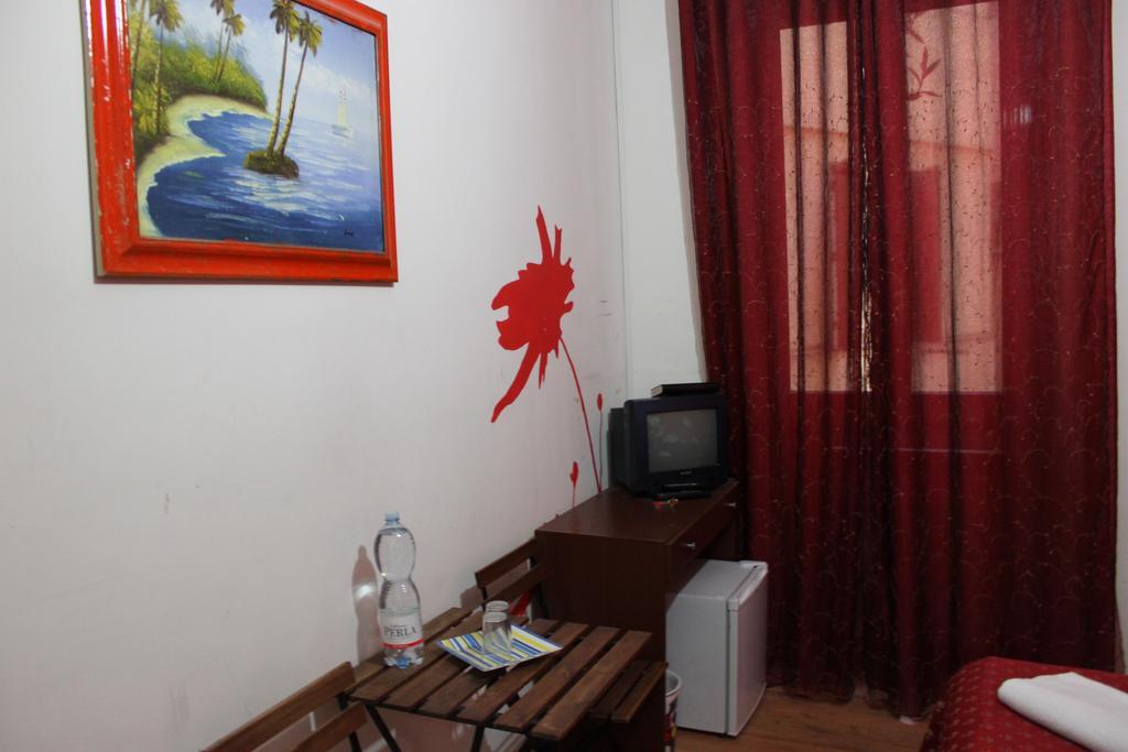 Bed & Breakfast Adone House Rome