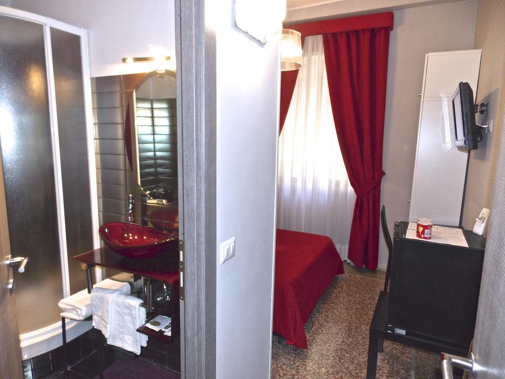 Guest house Domus Fabiola - Vaticano Rome