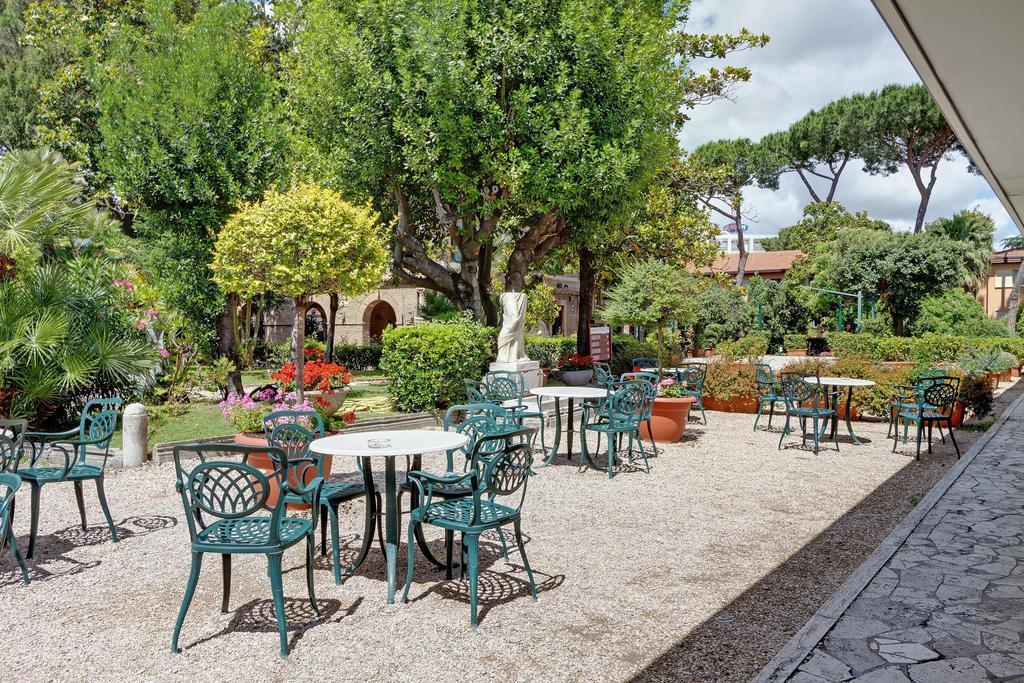 Hotel The Church Village 3*