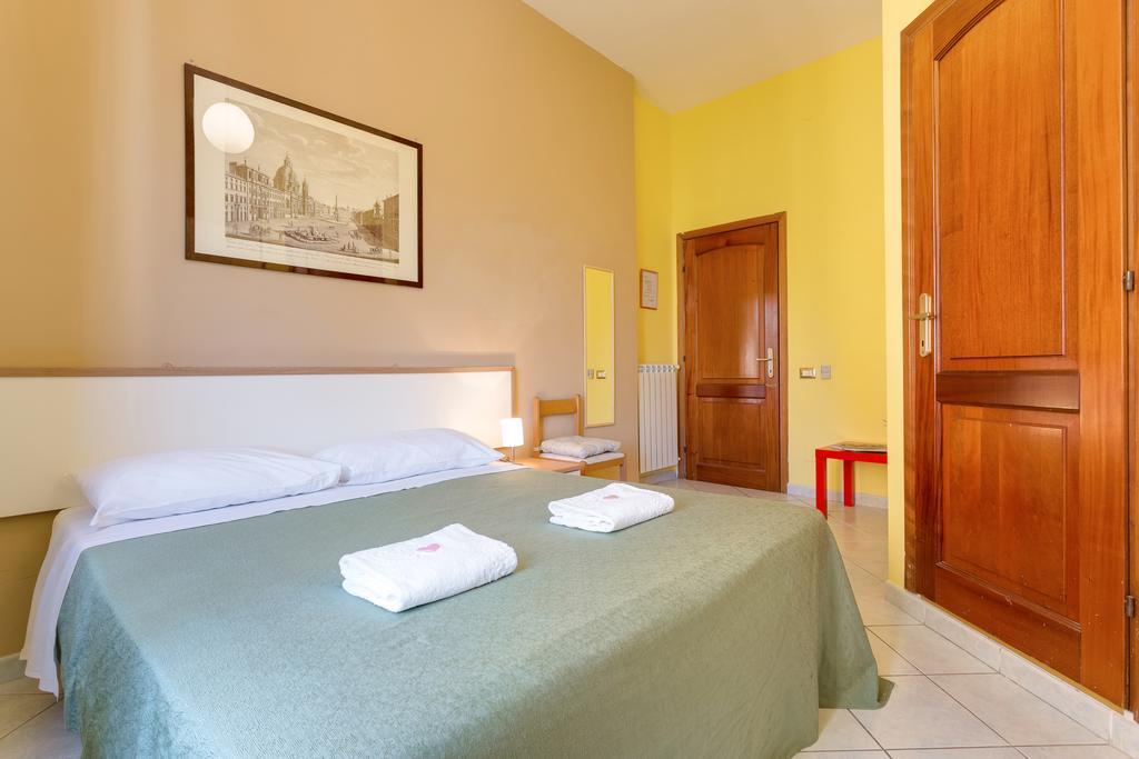 Guest house & Art In