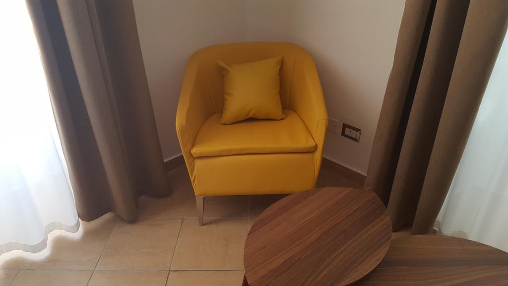 Guest house Una Finestra Su Monti 3*