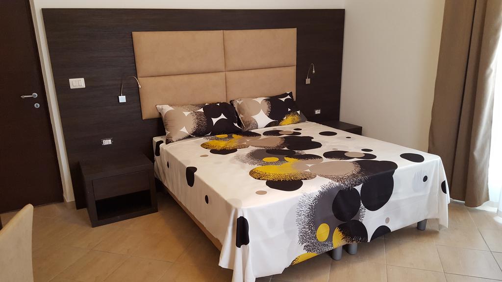 Guest house Una Finestra Su Monti 3*