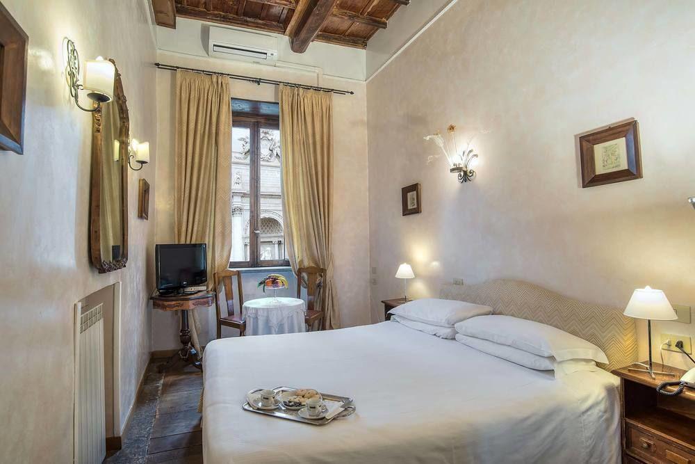 Hotel Fontana 3*