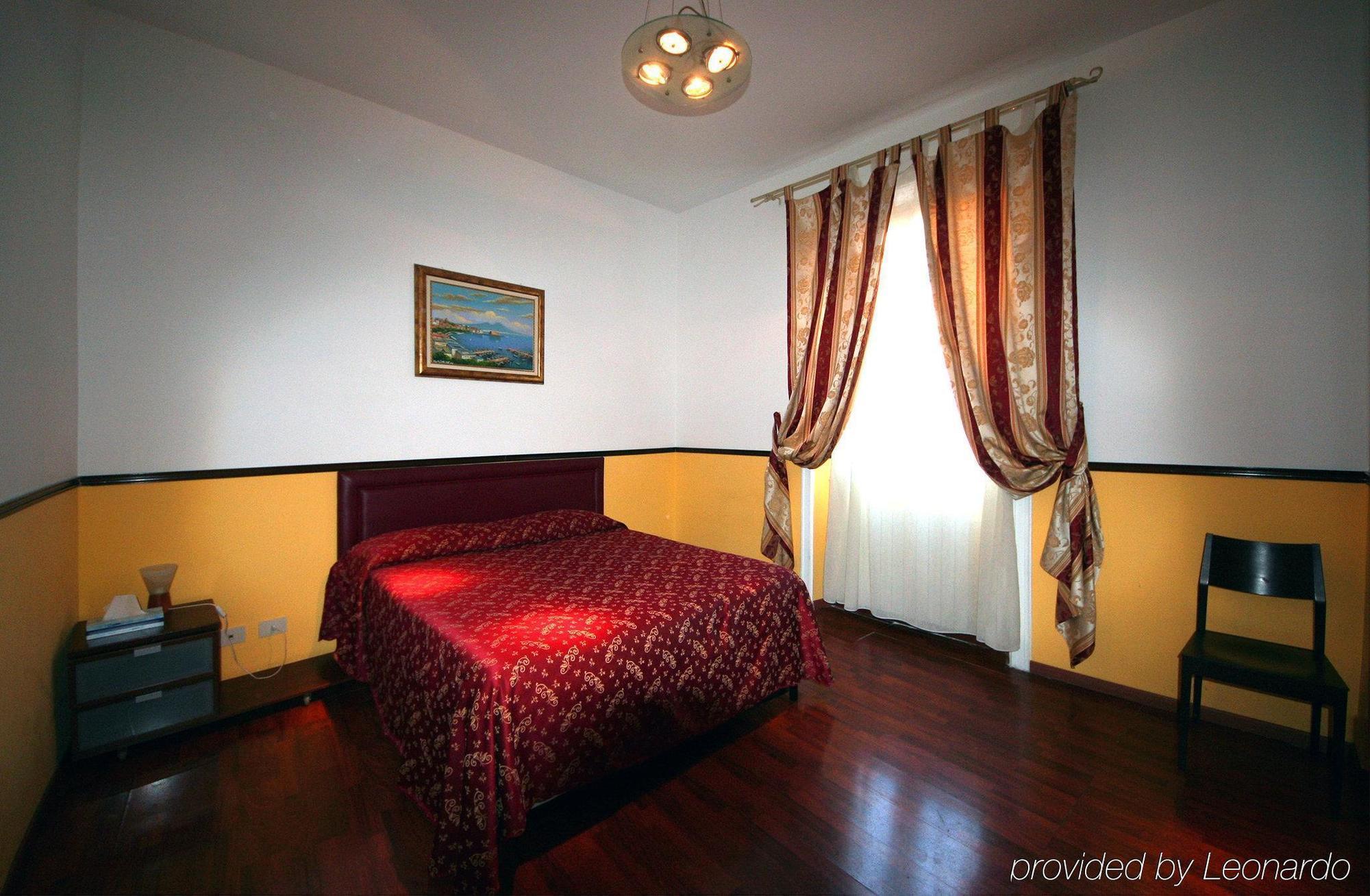 Hotel Saturnia Rome
