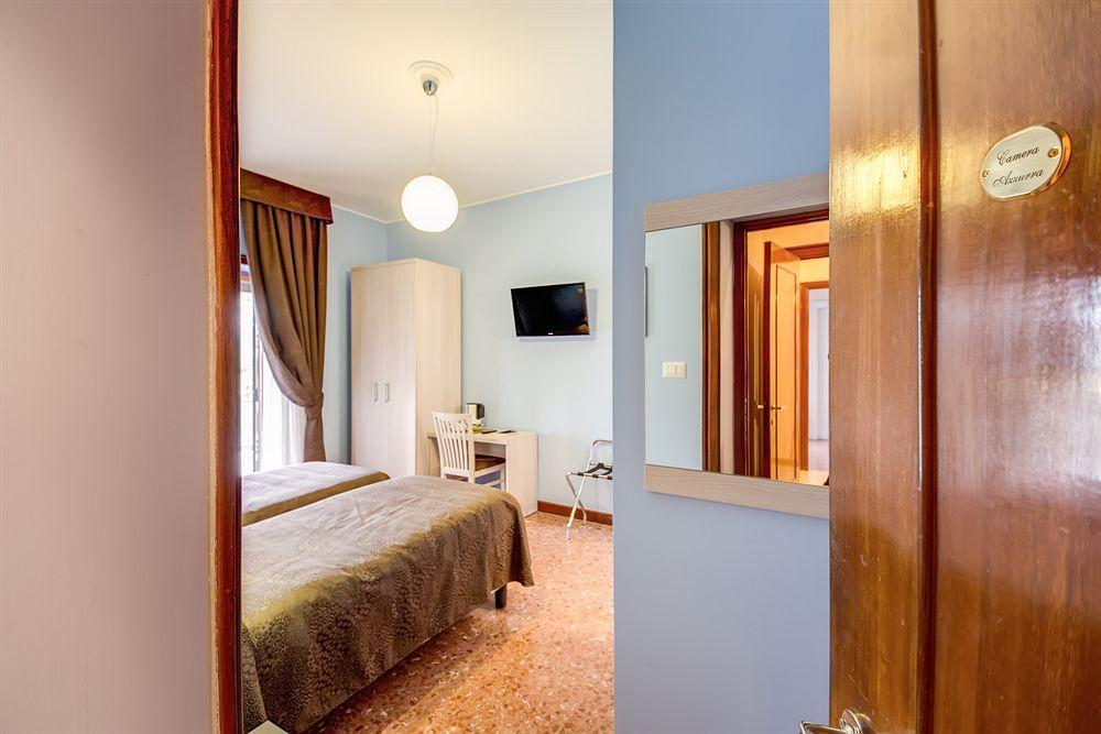 Bed & Breakfast Domus Cornelia Rome