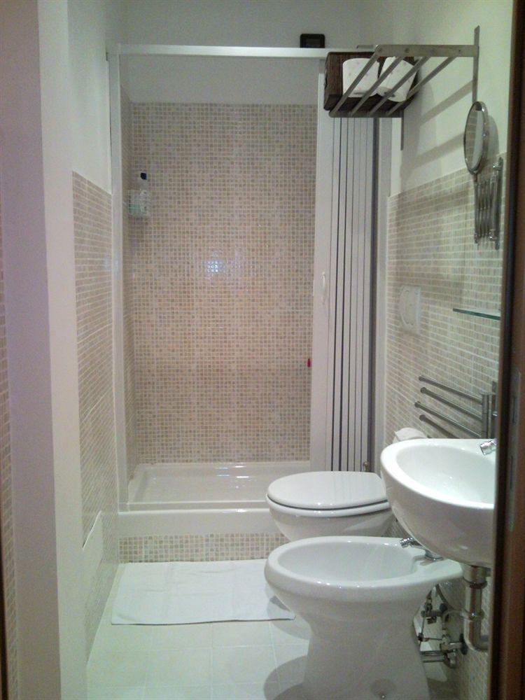 Julius Caesar 183 Guest house