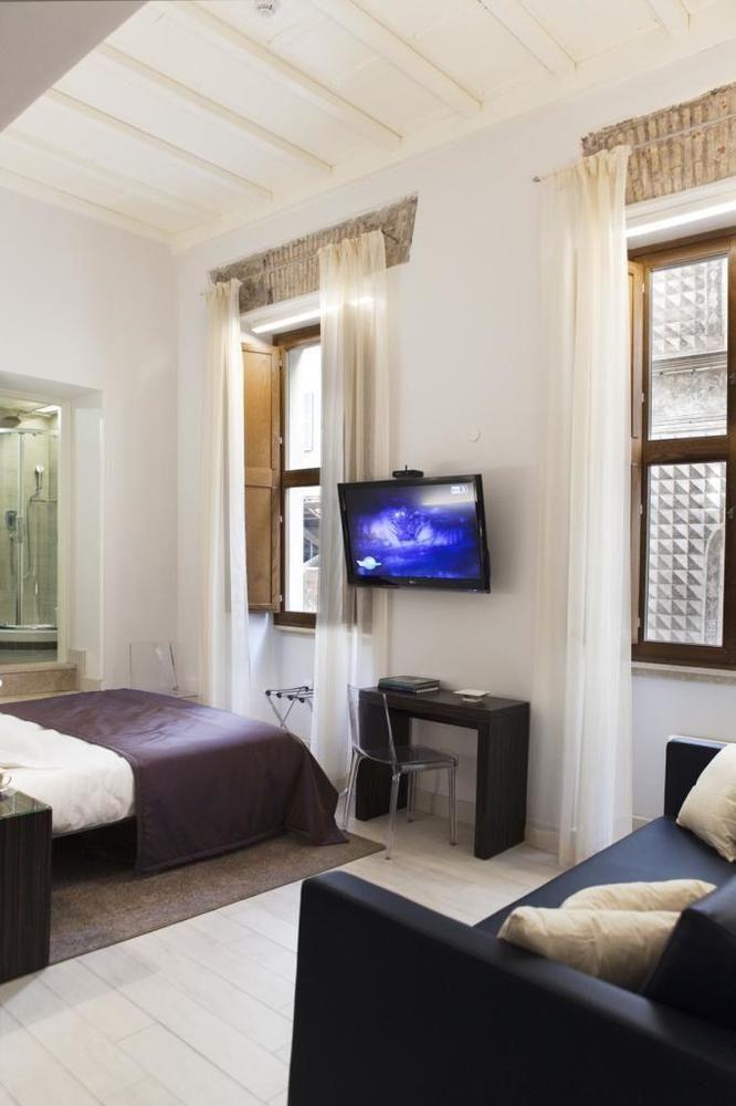 Navona Palace Luxury Apartment Rome