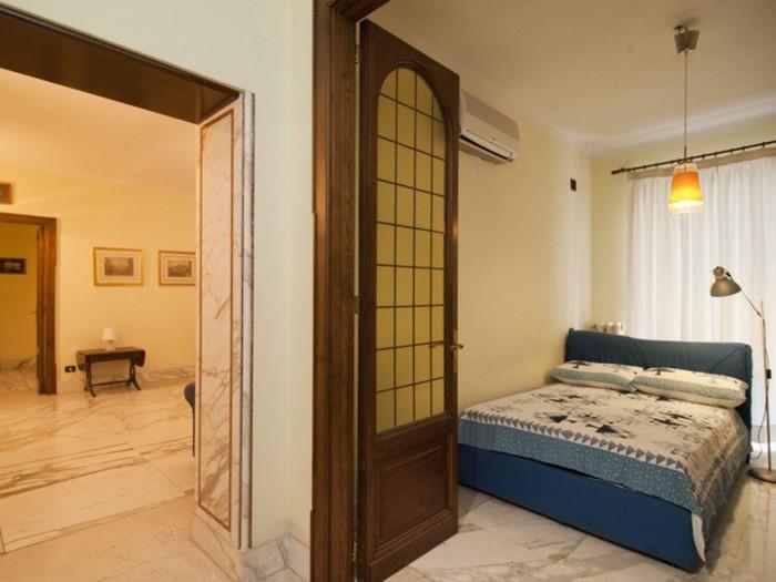 Urban House Apartment *