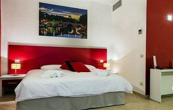 A Picture Of 2* Rome
