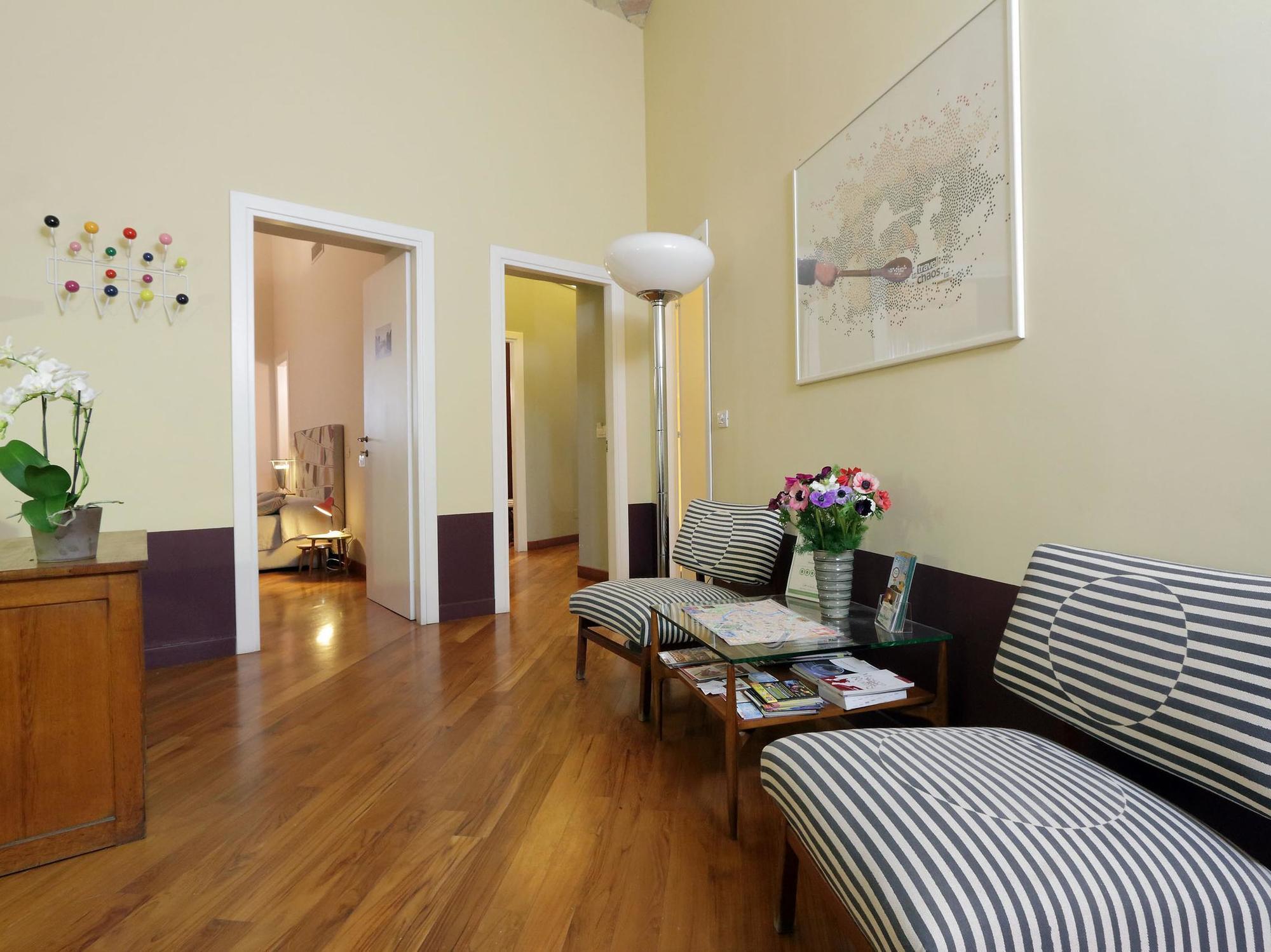 Mecenate Guest house 2*