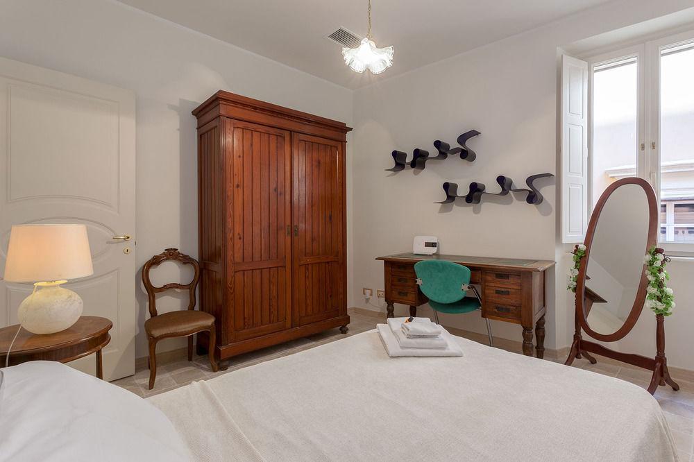 Dimora Storica Palazzo Marescalchi Belli * Rome