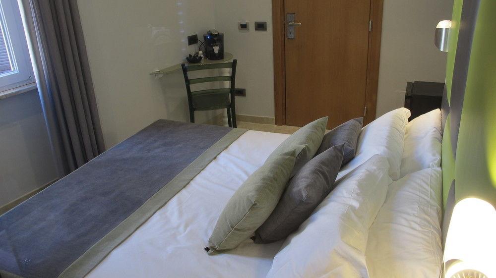 Pantheon Caesar Relais Guest house Rome