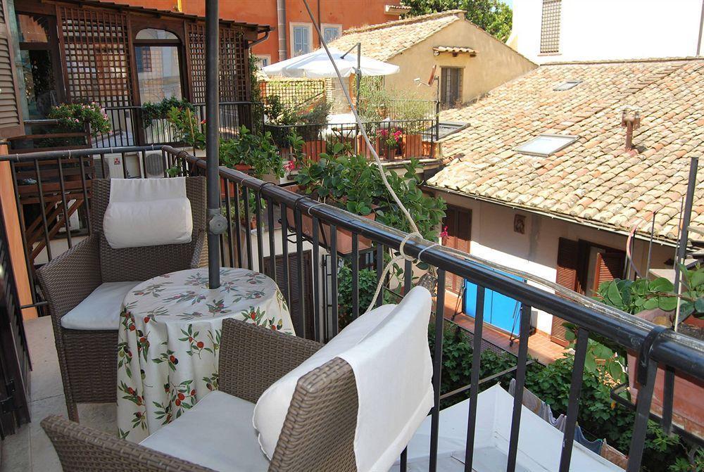 Pettinary Village Bed & Breakfast Rome