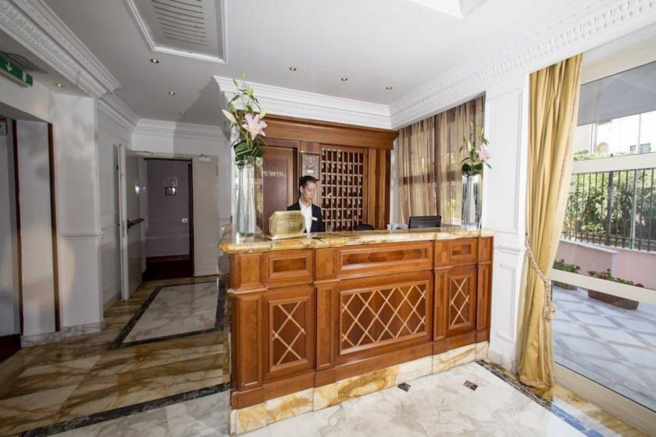 Hotel Sunrise 4*