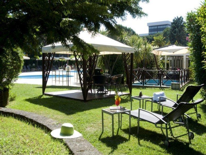 - Eur Parco Dei Medici, An Ihg Roma