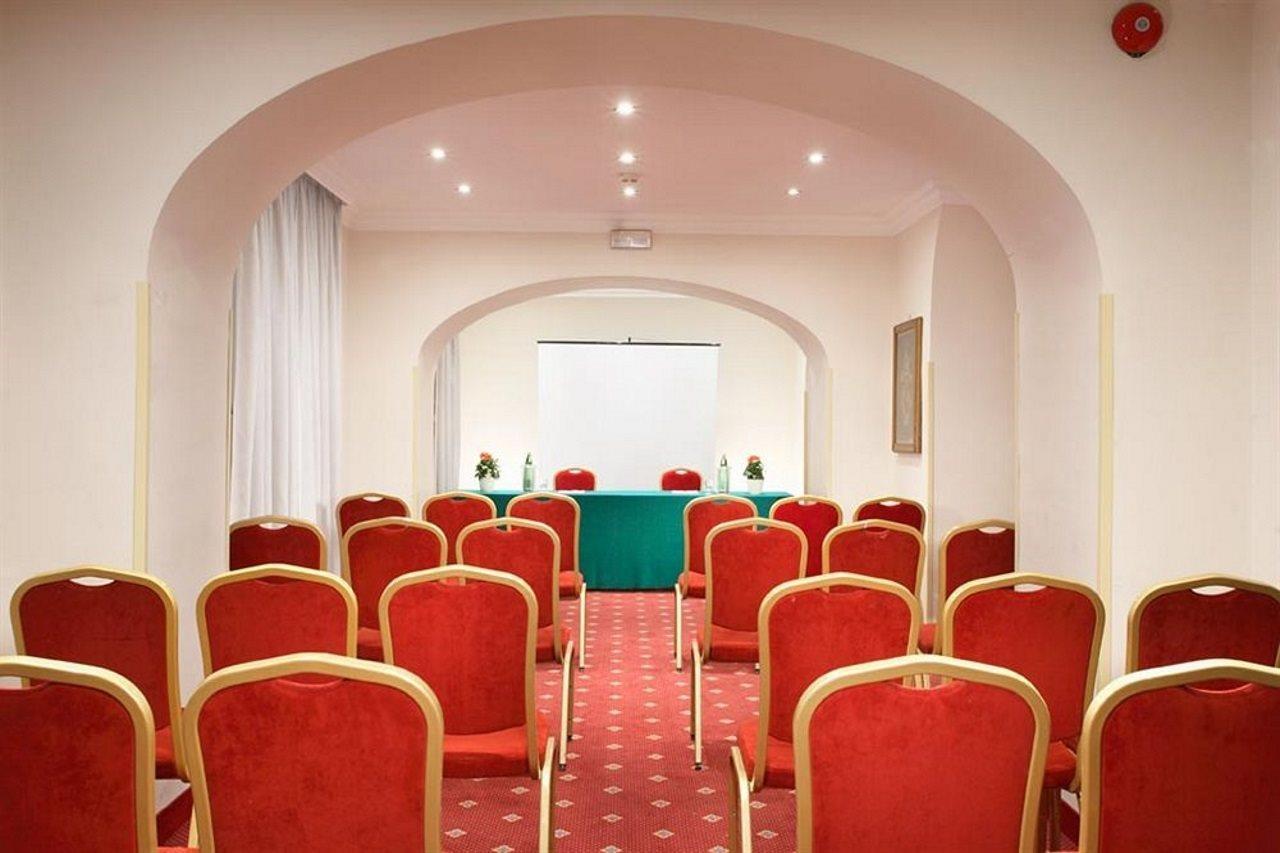Hotel Pace Helvezia Rome