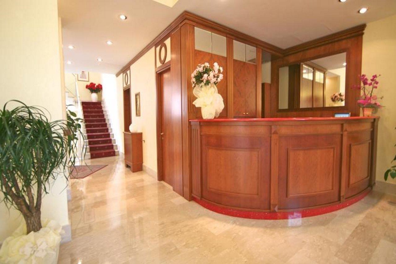Hotel 2000 Roma
