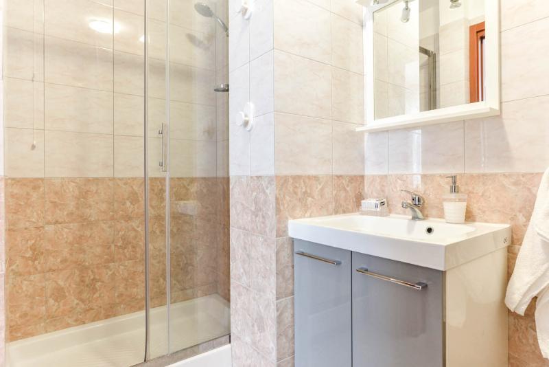 Holiday home Romaholiday Casa Vacanze *