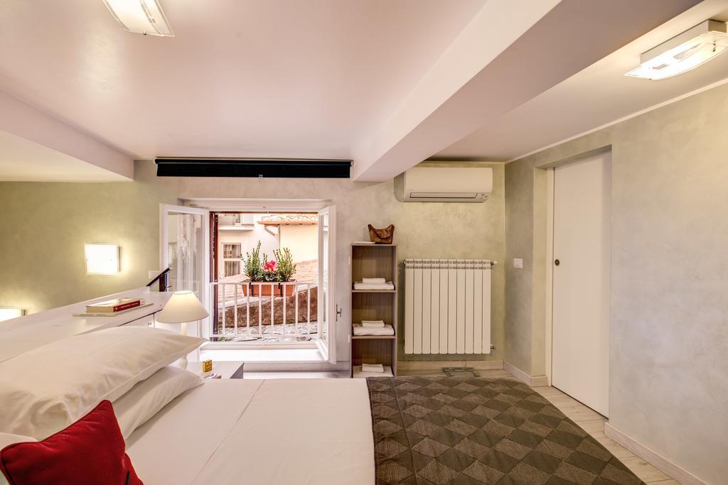 Guest house Tritone House