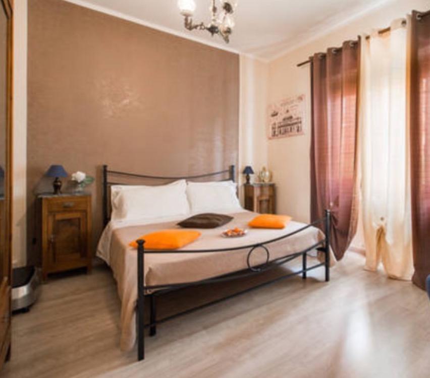 Bed Cinecittadue Rome