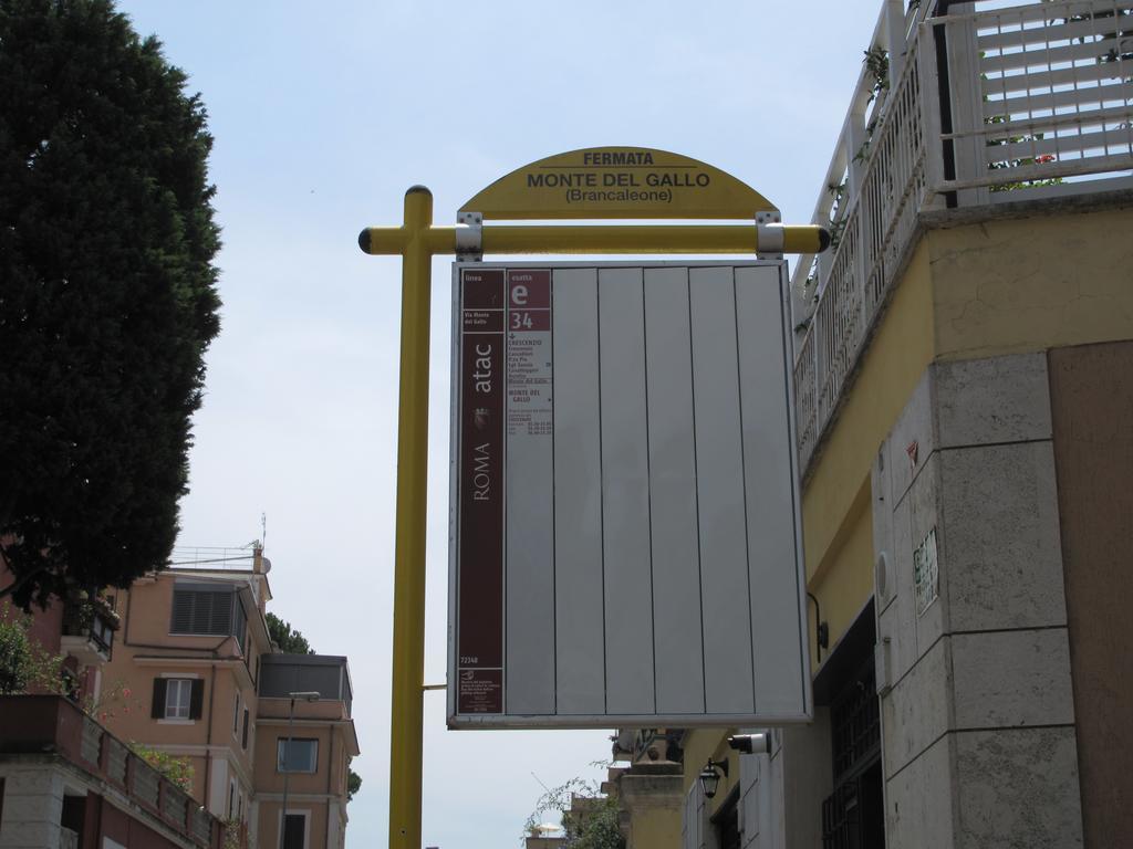Holiday home Casa Vacanze Ferrari Al Vaticano