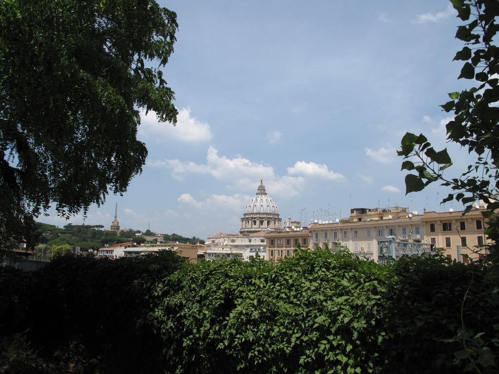 Casa Vacanze Ferrari Al Vaticano * Rome