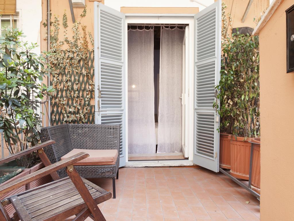 Apartment Via Farina * Rome