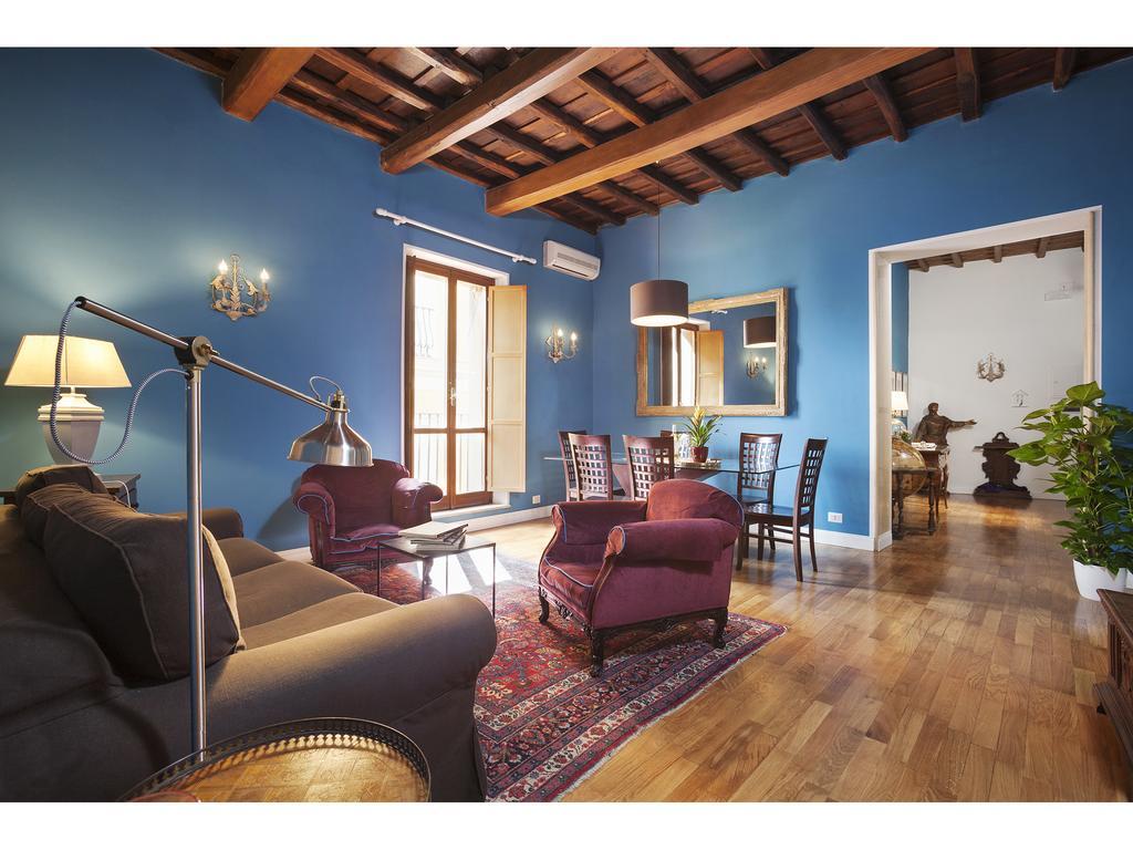 Via Giulia Apartment *