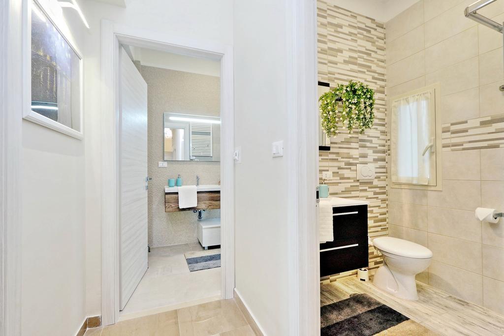 Di 130 M² Con 3 * Roma