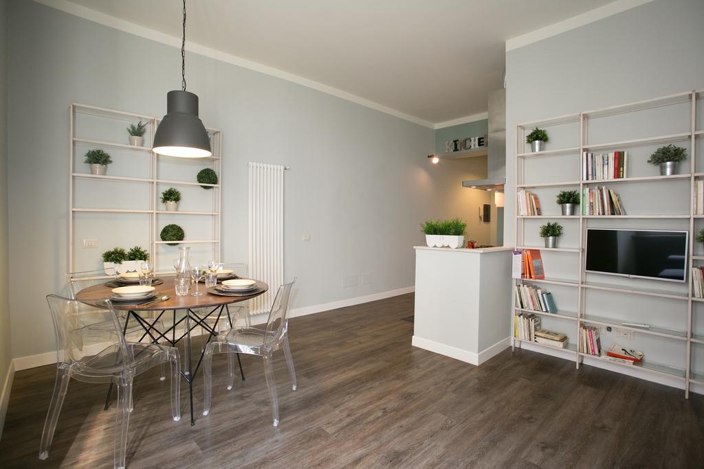 Apartment Cola Di Rienzo A E B Rome