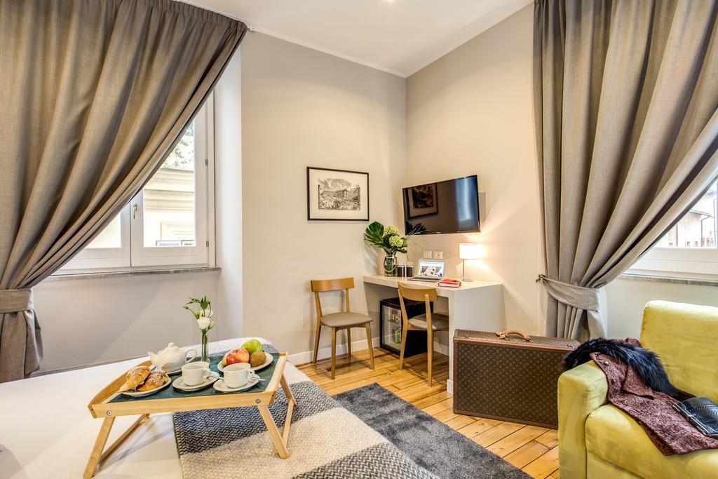The Club Navona Guest house *