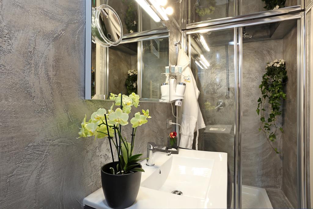 Guest house Myrome Navona 3*