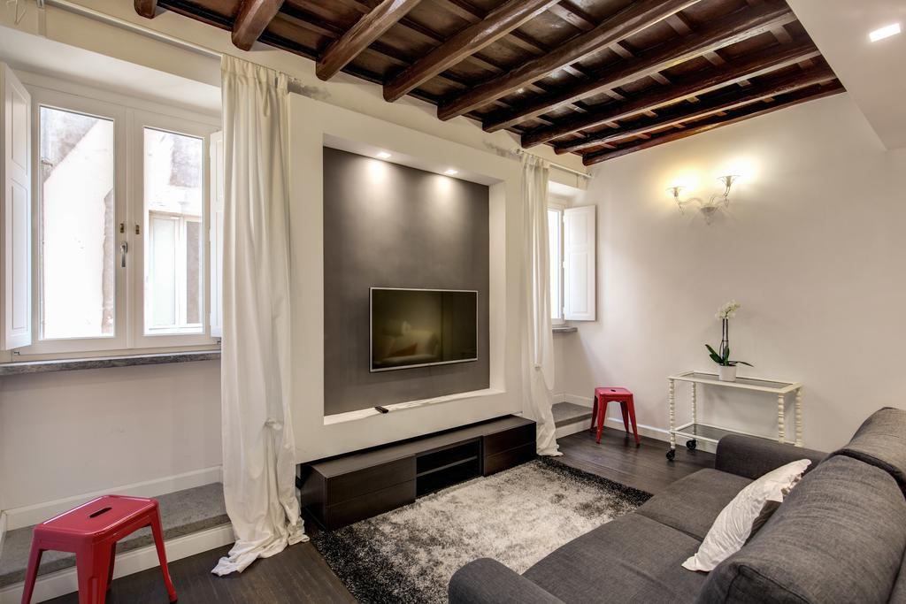Campo De' Fiori Stylish White Appartamento Roma