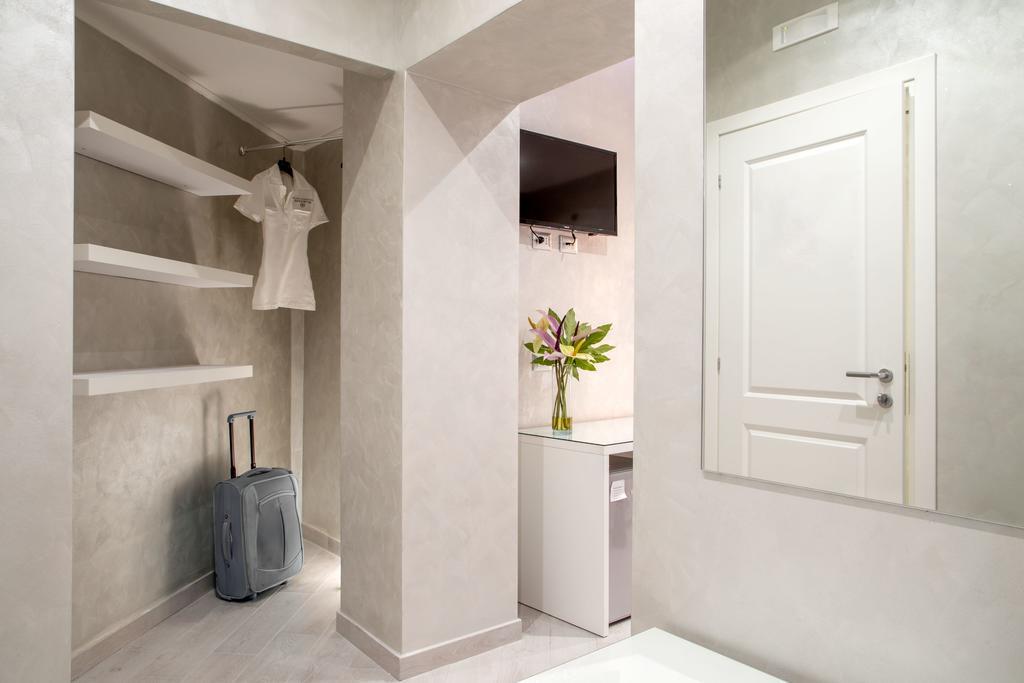 Guest house Frattina Grand Suite Guesthouse 3*