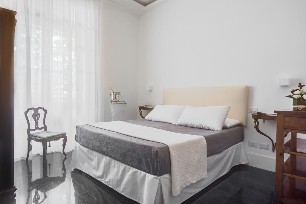 Gatsby Guest house *