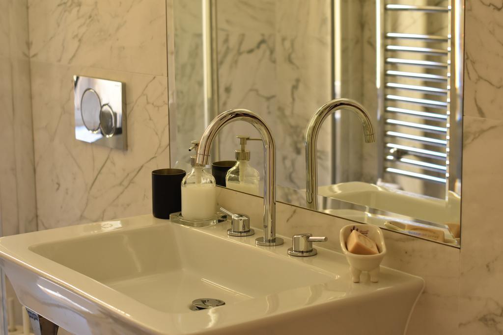 Piano Apartment Rome