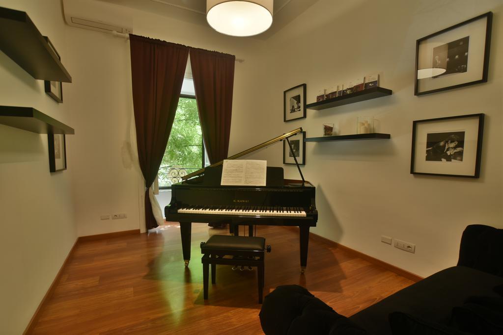Apartment Piano Rome