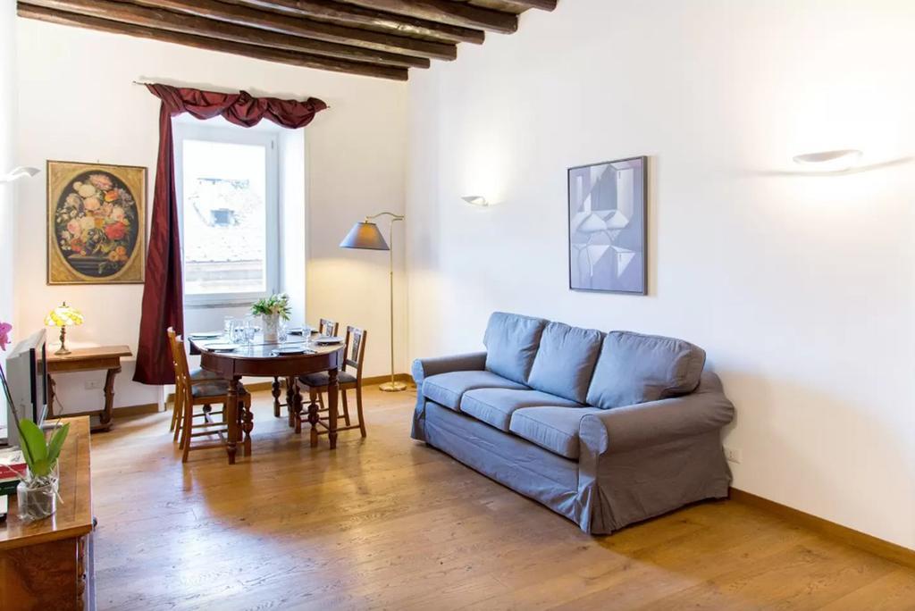 Apartment Elegant Near The Vatican And Piazza Navona