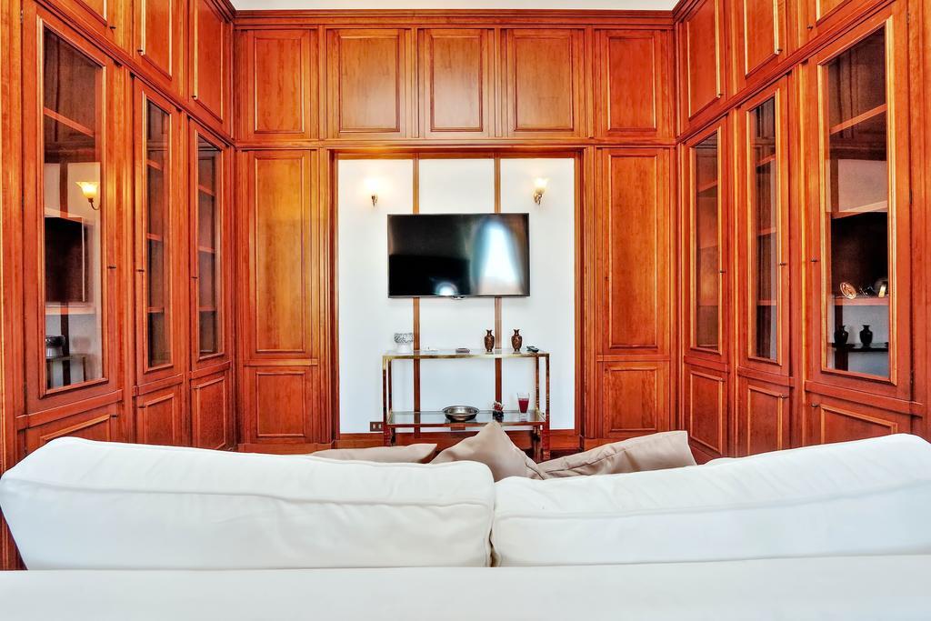 Pantheon Family Romantic Suite Rome