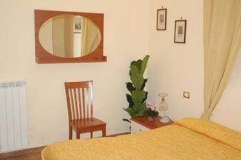 Domus Romana 4* Rome