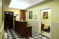 Hotel Capitolium - Town House Suite Hotel