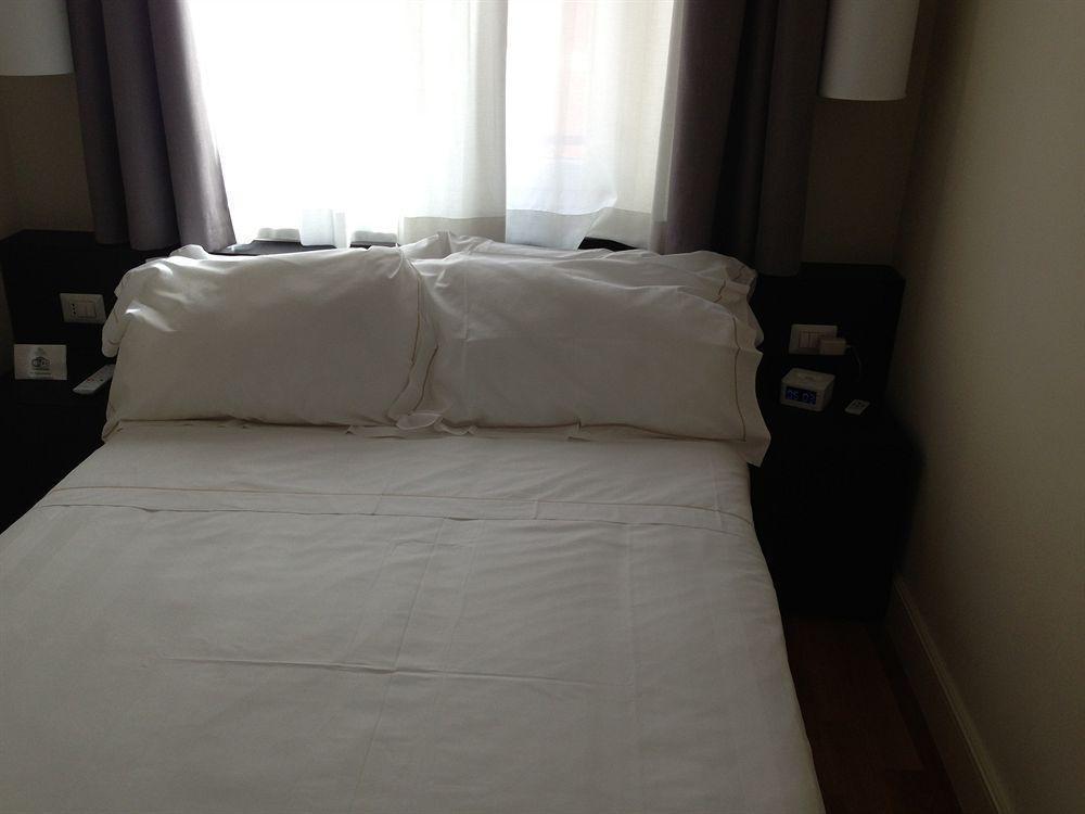 Guest house Rhome Terminal