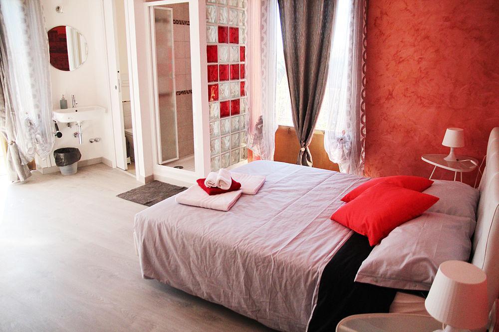 Movie Bed & Breakfast 2*