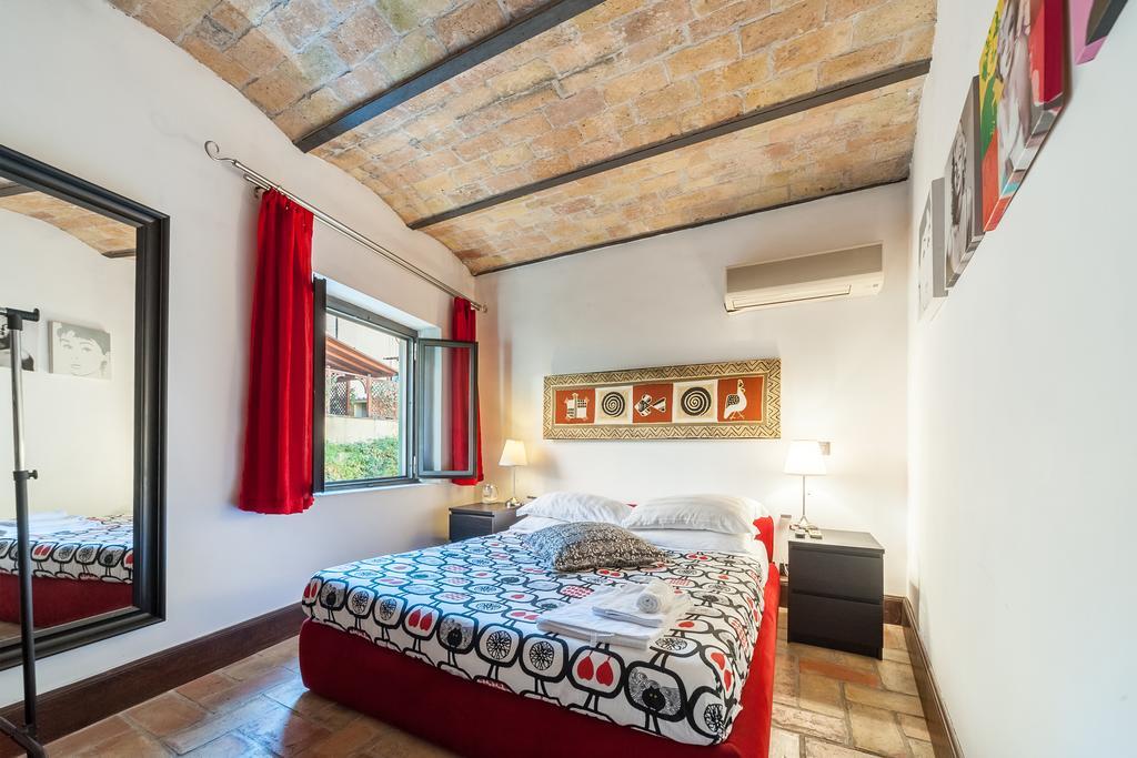 Tridomus Trastevere Rome