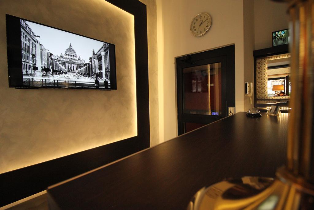 Charter Rome
