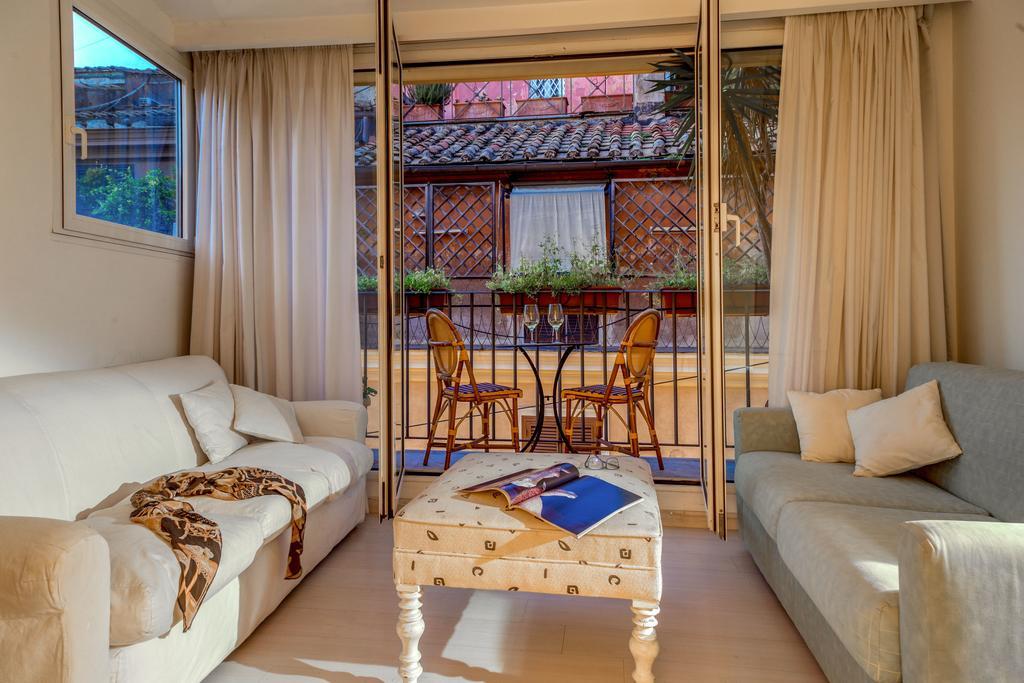 Apartment Attico Delle Carrozze Rome