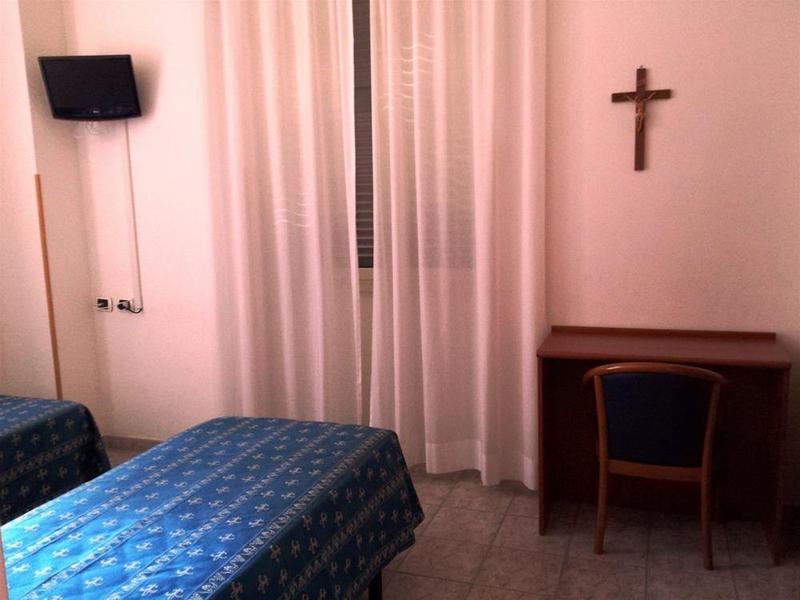 Guest house Maria Rosa Molas - Casa Per Ferie