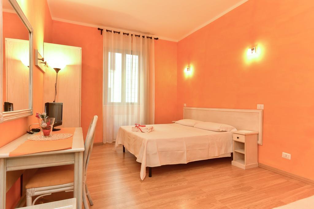 Claudia 3* Rome